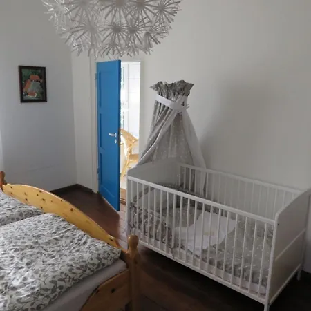 Apartment Ruhige Im Nussbaumhof - Komfort & Historisches Ambiente